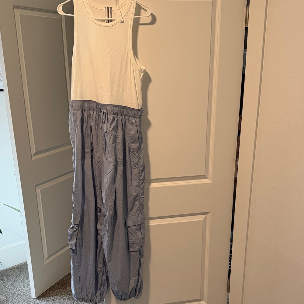 Daily Practice White Ribbed Tank Jumpsuit with Periwinkle Trim Size L